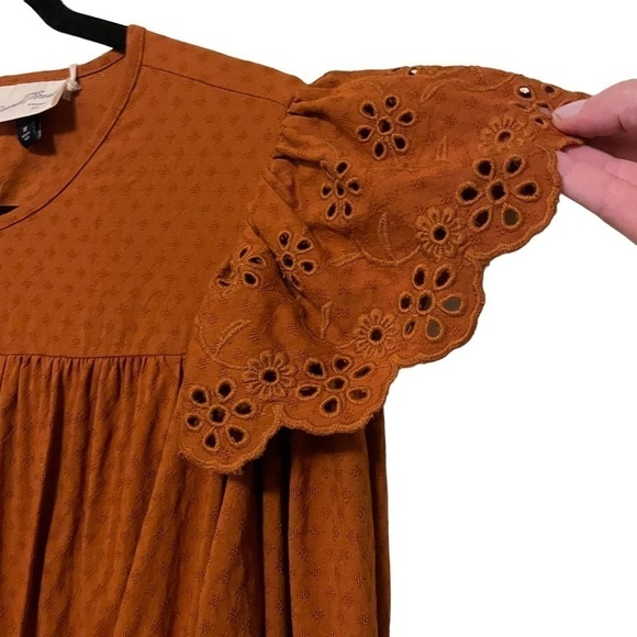 NWT Universal Thread Orange Brown Eyelet Prairie Dress Ruffles Pockets Size M - Picture 3 of 16